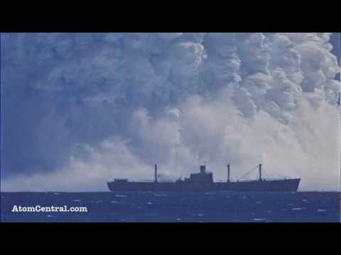 Τεράστια υποθαλάσσια έκρηξη ατομικής βόμβας (βίντεο)